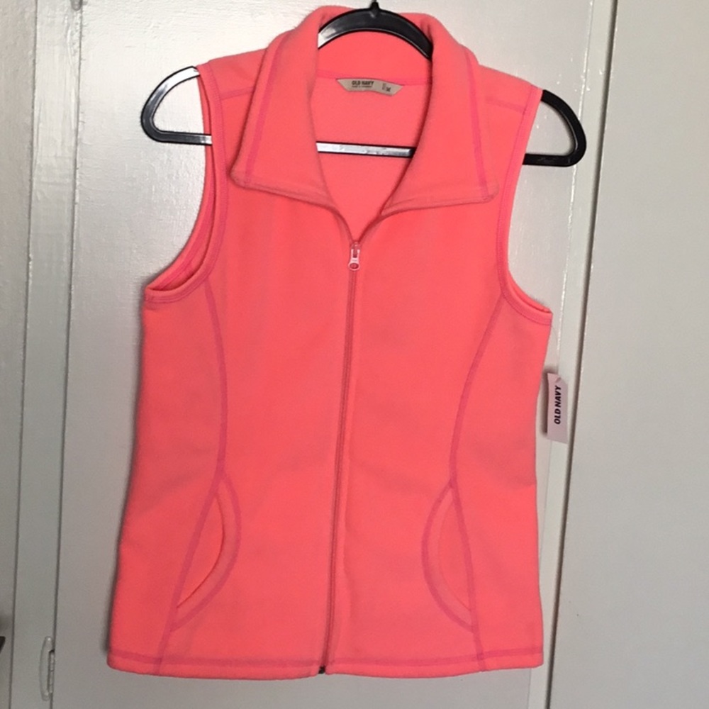 NWT OLD NAVY WOMEN’S VEST.